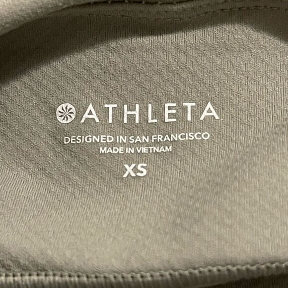 Athleta Cinch Longline Bra A-C Cup, NWOT, size XS, sage green, removable pads - Picture 4 of 6